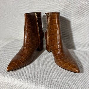 MARC FISHER Sz 8 Jarli Croc-Embossed Ankle Boots with Block Heel Pointy Toe